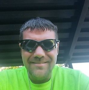 Meet your Posher, Adam